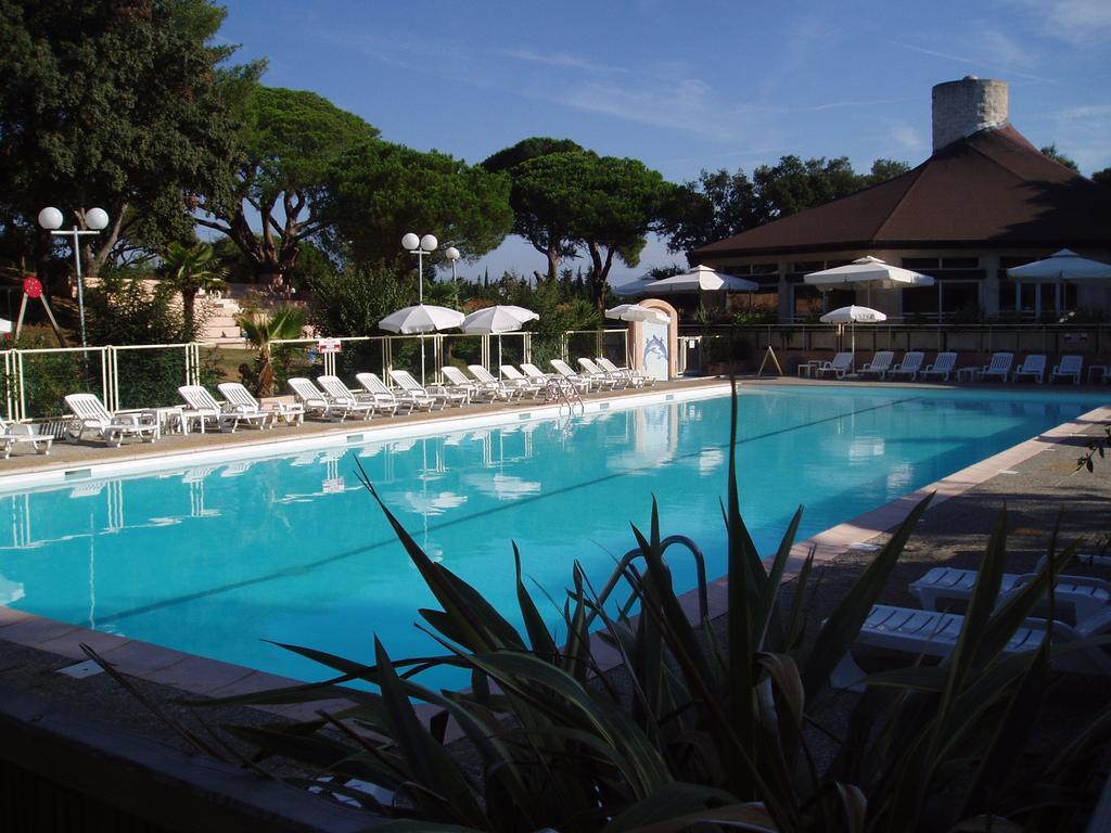 Le Domaine De Villepey By Sdr Saint-Tropez Exterior photo